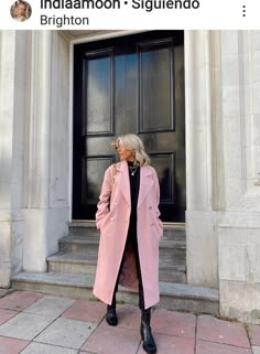 Pale Pink Coat Outfits, Pink Pea Coat Outfit, Pink Coat Winter Outfit, Outfit With Pink Coat, Light Pink Trench Coat Outfits, Light Pink Coat Outfits Winter, Pink Trench Coat Outfit Winter, Pink Long Jacket Outfit