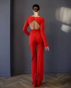 Fabric: Crepe Cotton 65%, Polyester 35% Round neckline Long sleeves Cut out sides Backless jumpsuit Wide-legLength: 159 cm/ 62.59 in Pants length (inseam): 90 cm/ 35.43 in Sleeve length: 64 cm/ 25.19 in Jumpsuit Suit, Clothes Drawing, Backless Jumpsuit, Red Jumpsuit, White Jumpsuit, Drawing Clothes, Pants Length, Round Neckline, Best Sellers