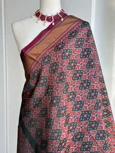 Handloom ikkat silk dupatta Goddess Dress, Silk Dupatta, Fancy Sarees, American Diamond, Choker Necklaces, Printed Sarees, Handloom Saree, British Indian, Choker