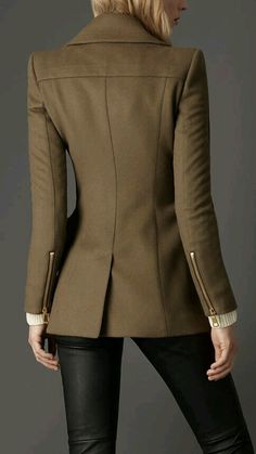 Trendy Coat, Burberry Coat, Burberry Jacket, Pea Coat, Coats And Jackets, Coat Dress, Look Fashion, Work Outfit, Casual Chic