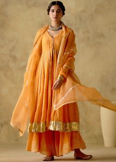 Tangerine Embellished Silk Anarkali Sharara Set Varun Chhabra - Fabilicious Fashion Orange Anarkali Suits, Orange Anarkali, Sharara Designs, Indian Suit, Indian Wedding Gowns, Silk Anarkali, Anarkali Dress Pattern, Latest Dress Design, Indian Designer Suits