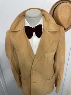 1940s Rare Norfolk Corduroy Jacket / Four Sporting Pocket Motorcycle / Mens 40s Vintage Belted Pleated Back / Size 40 / Medium / M - Etsy Brown Sport Coat With Suit Collar And Pockets, Brown Sport Coat With Collared Pockets, Classic Leather Jacket With Pockets, Brown Collared Blazer With Patch Pockets, Classic Fitted Vintage Brown Outerwear, Classic Leather Jacket For Business With Patch Pockets, Classic Brown Single Breasted Sport Coat, Classic Brown Sport Coat With Pockets, Vintage Outerwear With Lapel Collar