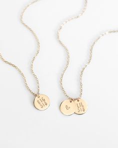 "𝗘𝗮𝘀𝘆 𝗧𝗼 𝗦𝘁𝘆𝗹𝗲, 𝗠𝗮𝗱𝗲 𝗧𝗼 𝗟𝗮𝘀𝘁 Our classic 1/2\" necklaces are easy to layer, elegant, and ready to be personalized with your most special sentiments, moments, and memories! Created to last a lifetime, these necklaces will remain evergreen even as the years and trends come and go. 𝗠𝗮𝘁𝗲𝗿𝗶𝗮𝗹𝘀 𝗪𝗲 𝗨𝘀𝗲 This necklace is made entirely with sturdy 14k yellow gold filled, 14k rose gold filled, or sterling silver pieces. It is safe to wear in the shower, but we recommend a Breastfeeding Necklace, Bead Bar Necklace, Little Sister Gifts, Bead Bar, Lil Sis, Big Sis, Choker Style, Disc Necklace, Silver Pieces