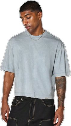 Urban Style Solid Color Summer Top, Urban Solid Color Summer Tops, Urban Summer Tops, Sports Equipment, Workout Tee, Mens Tees, All Fashion, Fashion Inspiration, Latest Trends