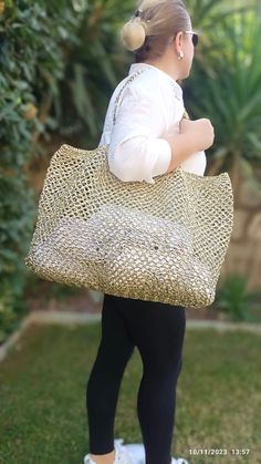 Crochet Gold Metallic Raffia Tote Bag Mesh Beach Woven - Etsy Raffia Tote Bag, Light Summer Dresses, Straw Beach Bag, Fancy Party, Mesh Bag, Woven Bag, Knitted Bags, Women Supporting Women, Handmade Bags