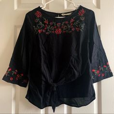 New With Tags. Has Front Tie Detail. No Flaws. Embroidered Blouse, Zara Black, Zara Tops, Black Floral, Black Red, Black And Red, Top Blouse, Zara, Womens Tops