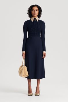 Modest Chic Outfits, Knit Daisy, Crocheted Daisy, Sheath Dresses Work, Office Attire Women, Corporate Dress, Business Attire Women, Fasion Outfits, Scanlan Theodore