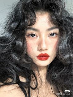 J Makeup, Red Lips Makeup Look, Hippie Hair, Models Makeup, Artistry Makeup, Simple Makeup, Maquillaje De Ojos