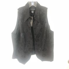 Nwt- Black Floral Print Vest With Buttons. Beautiful Addition To Your Wardrobe Black Formal Vest For Fall, Black Formal Vest For Spring, Elegant Black Vest For Spring, Vest With Buttons, Black Floral Print, The Limited, Black Floral, Floral Print, Floral Prints