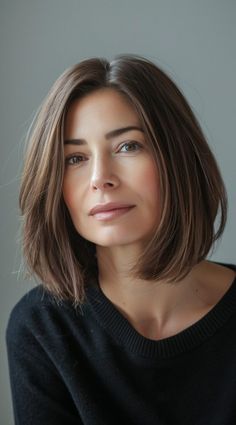 Mid Length Hairstyles Over 40: 27 Timeless and Trendy Ideas for Women | LooksNiceOnMe Hairstyles And Colors, Mid Length Hairstyles, Celebrities Hairstyles, Shoulder Length Bob Haircut, Medium Hair Styles For Women, Haircuts For Medium Length Hair, Midlength Haircuts, Shirt Hair, Haircuts For Medium Hair