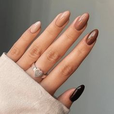 "Chocolate Milk" Nails Are Winter's Quiet Luxury Mani Trend Occasion Nails, September Nails, November Nails, Pedicure Manicure, Design Nails