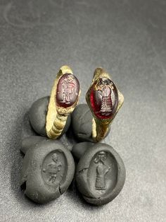 The Lot of Total 2 Beautiful Bronze Ring With Unique Intaglio Seal Stamp Engraved (Carved)On Garnet Stone A Human Figure Probably From Ancient Achaemenid Empire Civilizations. Originated From Central Asia. The Ring Intaglio Is Imprinted On Wet Clay For Better View In The Pictures . Rare Ancient Bronze Jewelry Ring . Best Item For Collections and Study . Fast and Free Shipping World Wide. Retro Objects, Achaemenid Empire, Bronze Rings, Store Inspiration, Lapis Lazuli Beads, Bronze Jewelry, Bronze Ring, Roman Glass, Jasper Necklace