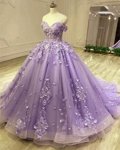 Lavender 15 Dress Purple Quince Dress, Purple Ball Gown, Cheap Quinceanera Dresses, Ball Gown Quinceanera Dresses, Purple Quince, Gaun Abad Pertengahan, Purple Quinceanera Dresses, Quince Dress