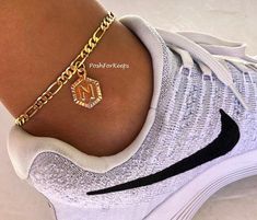 18K Gold Initial Anklet – PoshForKeeps Luxury Anklets As A Gift, Intial Anklet, Initial Anklet, Customized Necklace, Gift For Him Birthday, Charm Anklet, Foot Jewelry, Necklace Box, Gold Initial