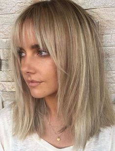 Mid Length Haircut Fine Hair, Blonde Lob With Bangs, Lob With Bangs, Blonde Lob, Stylish Hairstyles, Mid Length Hair, Medium Hair Cuts, Shoulder Length Hair, Medium Length Hair Cuts