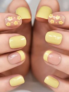 Yellow Nail, Cute Simple Nails, Daisy Nails, Colorful Nails, Smink Inspiration, Simple Gel Nails, Summery Nails, Purple Nail, Cute Gel Nails