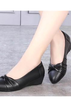 Shipping: Worldwide Express Shipping AvailableDelivery time: 7-15Days Fast ShippingReturns: Fast refund, 100% Money Back Guarantee.Brand Name: POFULOVEOrigin: Mainland ChinaUpper Material: PUToe Shape: Round ToeWith Platforms: NoHeel Height: Med (3cm-5cm)Heel Type: WedgesPump Type: BasicStyle: ClassicsFashion Element: PlatformSeason: Spring/AutumnOutsole Material: Rubberis_handmade: YesPattern Type: SolidInsole Material: PUOccasion: Office & CareerModel Number: SX-101Gender: WOMENFit: Fits true Women Wedges, Black Patent Leather Shoes, Office Shoes Women, Wedges Heels, Fashion Barbie, Office Shoes, Ladies Shoes, Womens Wedges, Heel Type