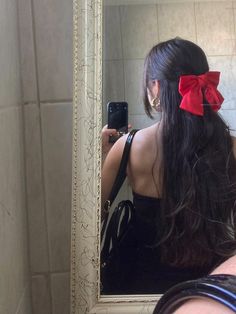 aesthetic selfie Hair Bows Brunette, Red Bow In Hair Aesthetic, Clemensia Dovecote Aesthetic, Red Hair Bow Aesthetic, Brunette Hairstyles Aesthetic, Hairstyles With Red Ribbon, Red Ribbon Outfit, Red Bows In Hair, Bow Hair Aesthetic