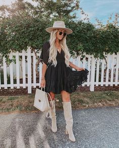 Emily Rose Hannon (@emilyrosehannon) • Instagram photos and videos Emily Rose Hannon, Nashville Outfits Summer, Vestidos Country, Country Chic Outfits, Special Event Outfit, Knee High Boots Dress, Cowgirl Style Outfits, Looks Country, Emily Rose