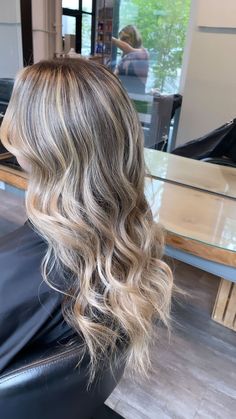 Blonde All Over Highlights On Dark Hair, Partial Highlight Blonde Hair, Blended Brown To Blonde Hair, All Around Blonde Highlights, Brazilian Balayage Blonde, Blonde On A Brunette, Blonde Balayage In Brown Hair, Blonde Highlights With Smudged Roots, Brown With Lots Of Blonde Highlights