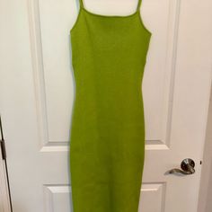 Body Hugging Midi Dress. The Color Is A Bit Lighter Than In The Pics. Nwt Lovely Twist Back. Green Knit Party Dress, Chic Green Knit Midi Dress, Green Sleeveless Knit Dress, Green Knit Midi Dress For Spring, Green Knit Midi Dress, Pink Print Dress, Side Cutout Dress, Cute Sundress, Blue Floral Midi Dress