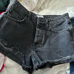 Mid Rise Shorts Never Worn Great Condition Casual Black Bottoms From Forever 21, Forever 21 High Waist Black Shorts, Forever 21 Black Bottoms With Built-in Shorts, Mini Denim Shorts, Lace Trim Shorts, White Jean Shorts, Forever 21 Jeans, Black Jean Shorts, Mid Rise Shorts