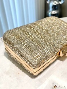 Bird in Bag - Elegant Evening Clutch Bag featuring Sparkling Rhinestones and Opulent Golden Metal Chain Strap, Perfect for Sophisticated Parties, Weddings, and Formal Affairs Chic Crystal Evening Bag For Weddings, Elegant Crystal Evening Bag With Bling, Elegant Evening Bag With Crystal Bling, Elegant Sparkling Crystal Evening Bag, Glamorous Rhinestone Clutch For Formal Events, Elegant Event Clutch With Bling, Elegant Evening Bag With Bling For Events, Elegant Clutch With Bling For Events, Elegant Sparkling Evening Bag For Events