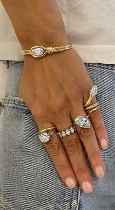 Chic Luxury Gold Rings, Luxury Vintage Gold Bracelets, Luxury Everyday Chunky Jewelry, Maximalist Gold Jewelry, Maximalist Gold Jewelry Aesthetic, The Bling Ring, Gold Girl