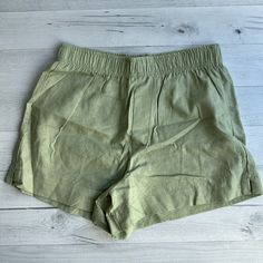 Nwt Pacsun La Hearts Light Green Linen Shorts Xs With Back Pockets. Rayon And Linen Blend Green Summer Pajama Shorts With Elastic Waistband, Green High-waisted Pajama Shorts With Elastic Waistband, Green Cotton Beach Bottoms, Casual Bottoms For Warm Weather In Short Length, Casual Short Bottoms For Warm Weather, Casual Short Length Bottoms For Warm Weather, Green High-waisted Summer Pajama Shorts, Green High Waist Shorts For Beach Season, High Waist Green Shorts For Beach Season