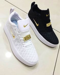 Sneaker Diy, Jordan Shoes Girls, Custom Nike Shoes, All Nike Shoes, Nike Air Shoes, Cute Nike Shoes, Fresh Shoes, Hype Shoes, Swag Shoes