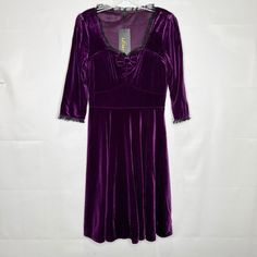 Fitted Purple Dress With Lace Trim, Purple Knee-length Winter Dress, Purple Midi Dress For Winter, Gothic Fitted Purple Dress, Purple Lace Trim Dress For Evening, Purple V-neck Dress With Lace Trim, Gothic Vintage, Purple Plum, Black Chiffon