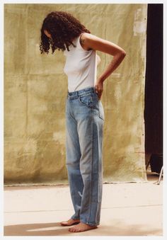 jane lancaster – imogene + willie Imogene Willie, White Tee Shirts, Outdoor Photoshoot, Street Style Summer, Photo Inspo, Premium Denim, Lancaster, Pants Outfit, Above The Knee