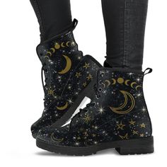 ‼️👉Please read our store announcement for updated information about order deadlines and delays.  Do you love moons and witchy accessories? Don't miss out on these amazing boots! These comfortable black boots have golden moons, and stars design and are so fun to wear and will be a new favorite for your witchy, psychic, star-gazing wardrobe.  ---------------- Mens and Womens Vegan Leather Boots  When did you last feel that your shoes help express your personality? Or when is the last time you wer Witchy Accessories, Shoe Stores, Moons And Stars, Vegan Leather Boots, Star Boots, Boots Combat, Stars Design, Boots Mens, Moon Boots