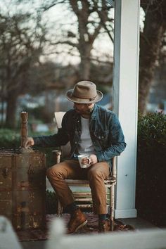 Mens Outdoor Fashion, Mens Hats Fashion, Best Dressed Man, Mens Fashion Edgy, Outfits Hombre, Mens Fashion Smart, Mens Fashion Rugged, Dapper Gentleman, Mens Fashion Classic