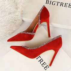 Decollete Hi-Heels "Starlight"-Heels-Pisani Maura-Red 10cm-34-Pisani Maura Types Of High Heels, Red Suede Heels, All Black Shoes, Suede High Heels, Suede Fashion, Classic Heels, Super High Heels, Suede Pumps, Spring Shoes