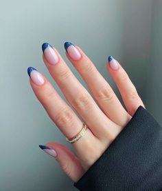 French Winter Nails, Nail 2023, Short French, Happy Nails, Casual Nails, Rose Nails, Short Nail, Vacation Nails