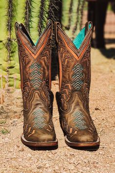 Turquoise Western Boots For Ranch, Western Turquoise Boots For Fall, Fitted Turquoise Boots For Ranch, Bohemian Boots For Ranch In Fall, Western Turquoise Boots For Spring, Turquoise Western Boots For Spring, Country Style Fall Festival Boots, Bohemian Fitted Boots For Fall, Bohemian Style Boots For Ranch In Spring