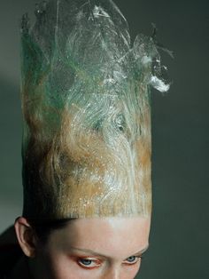 Sculpture Head, Vogue Editorial, Neon Hair, Crimped Hair, Hair Magazine, Unique Hair, New Looks