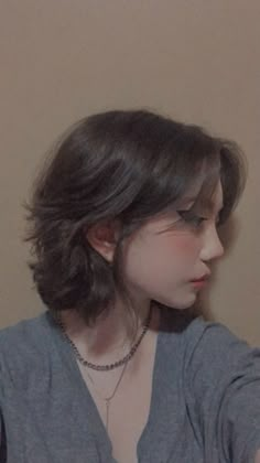 Mullet Ish Hair, Cute Haircuts For Thick Hair Short, Short Hairstyle Women Bleached, Shag Hairstyles For Short Hair, Wolf Haircuts Short, Short Wolfcut Middle Part, Short Fluffy Bob Haircut, Bangs For Short Straight Hair, Shorter Womens Haircuts