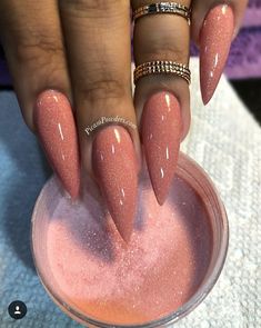 Love these stiletto nails Acrylic Nails Natural, Occasion Nails, Nails 2018, Pedicure Manicure, Design Nails, Designs Nail