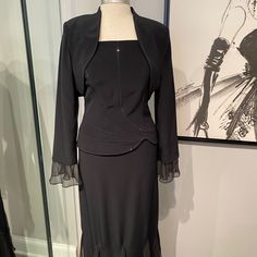 Beautiful Dress And Jacket For Mother Of The Wedding. Elegant Fitted Evening Dress For Gala, Elegant Fitted Gala Evening Dress, Fitted Evening Dress For Dinner, Chic Fitted Gown For Formal Occasions, Chic Fitted Gown For Formal Events, Elegant Fitted Formal Gown, Elegant Evening Dress For Dinner, Elegant Fitted Wedding Gown, Fitted Dressy Gown For Formal Occasions