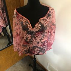 New! Free People Lace Blouse. Size Medium. Dolman Sleeve And Elastic Waist. Floral Lace Print. Layer With A Tank And Jeans Sheer Pink Lace Top, Multicolor Lace Tops For Spring, Pink Lace V-neck Top, Pink V-neck Lace Top, Pink Sheer V-neck Top, Butterfly Print Dress, Lace Print, Lace Blouse, Butterfly Print