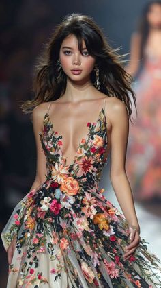 Tropical Wedding Outfit, Fairytale Dress, Fantasy Dress, Glam Dresses, Marchesa, Elie Saab, Looks Style, Couture Dresses, Fancy Dresses