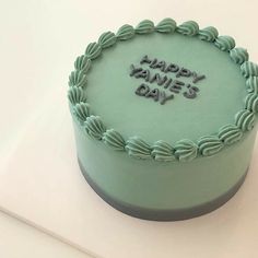 a birthday cake with the words happy days written on it