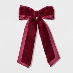 The Girls' Velvet Double Bow by art class™ is a sophisticated and stylish accessory perfect for any occasion. Made from soft velvet, this double-layered bow adds elegance and charm to any outfit. The sturdy clip ensures a secure and comfortable fit, making it great for all-day wear. Whether for parties, holidays or dressing up a casual look, this high-quality bow is a beautiful addition to any young girl's accessory collection. art class™ - One-of-a-kind looks for the one and only you. Hair Twisters, Light Grey Leggings, Layered Bow, Bow Art, Toddler Bows, Double Bow, Velvet Hair, Velvet Headband, Birthday Crown