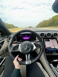 Mercedes Girl Aesthetic, Gle Mercedes Benz, Luxurious Lifestyle Aesthetic, Mercedes Inside, Vision Board Car, A Class Mercedes, Mercedes Benz Aesthetic, Benz Aesthetic, Mercedes Glc 300