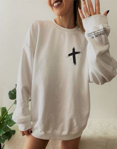 White Relaxed Fit Sweater With Screen Print, White Crew Neck Hoodie With Letter Print, White Hoodie T-shirt For Winter, Oversized Screen Print Hoodie, Basic White Hoodie With Letter Print, White Cotton Hoodie With Crew Neck, White Cotton Crew Neck Hoodie, White Long Sleeve Sweater With Screen Print, Winter White Tops With Screen Print