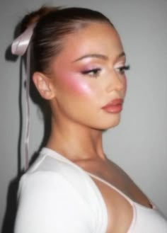 pink imparts a radiant and ethereal glow, elevating any look with a touch of femininity and subtle sophistication + amazon list 💖🤍 Aesthetic Barbie Makeup, Barbie Natural Makeup, Makeup To Wear With Pink Dress, Barbie Style Makeup, Aesthetic Birthday Makeup, Girly Pink Makeup, Pink Ethereal Makeup, Fun Pink Makeup Looks, Ballerina Core Makeup