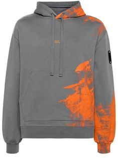 slate grey cotton all-over graphic print embroidered logo to the front logo patch at the sleeve drawstring hood long sleeves ribbed cuffs and hem front pouch pocket straight hem French terry lining Hoodie With Graphic On Back, Brand Hoodie Design, Designer Hoodies For Men, Merch Inspiration, Print Techniques, 2025 Trends, A Cold Wall, Stylish Hoodies, Festive Collection