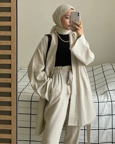 Haircut Selfie, Photo Hijab, Fesyen Islam, Stylish Outfits Casual, Estilo Hijab, Modest Casual Outfits